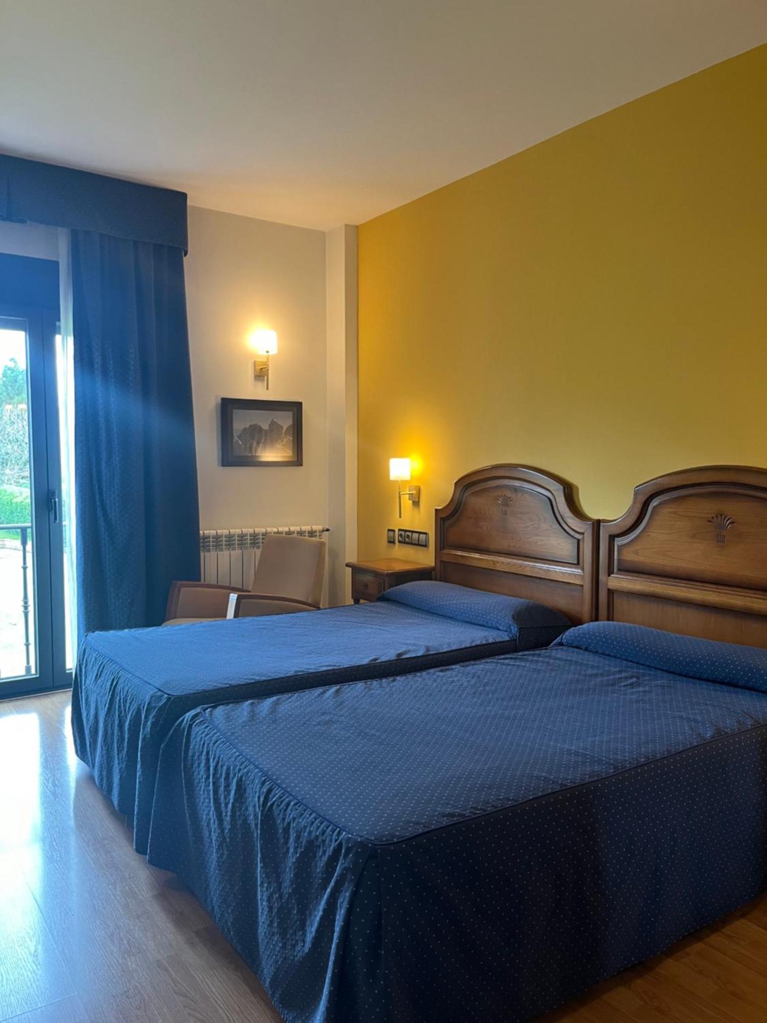 Hotel Cristina Noreña المظهر الخارجي الصورة